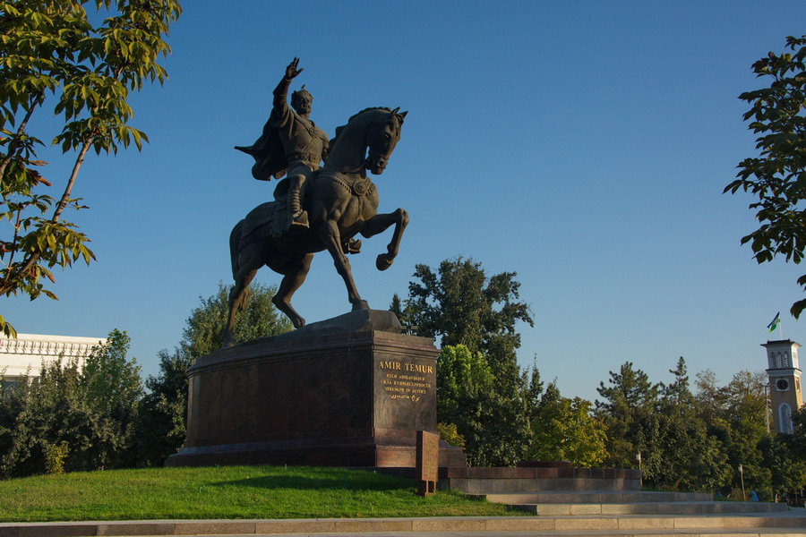 amir-temur-square-banner